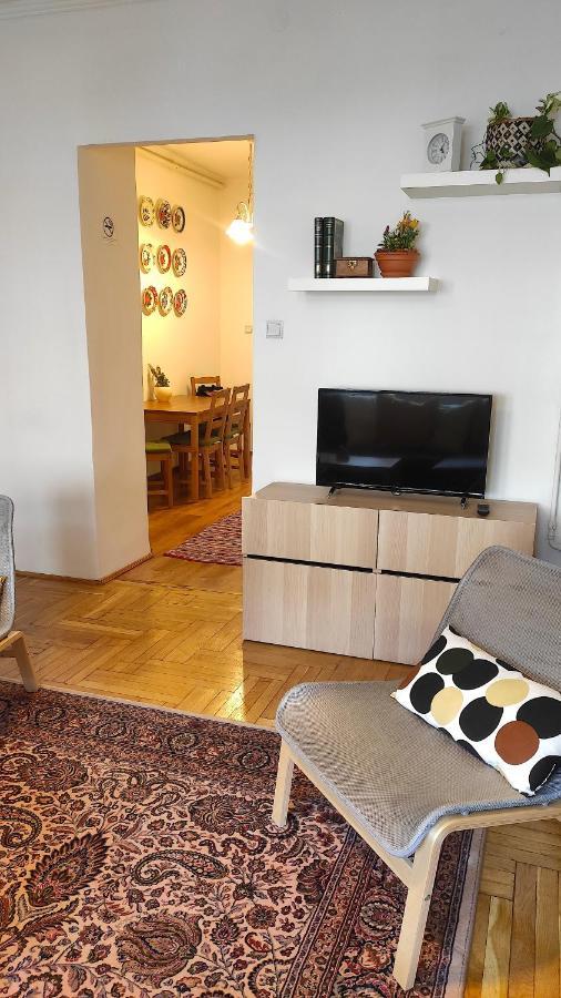 Cozy Apartment In Budapest Near Gellert Hill Eksteriør bilde